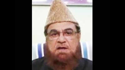 Staying home is religious duty: Mufti Mukarram Ahmed