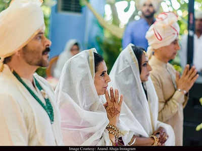 Anand Ahuja shares UNSEEN family photos from his wedding album as he pens a note on Coronavirus Pandemic