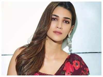 Watch Video: Kriti Sanon shares an adorable birthday post for her father