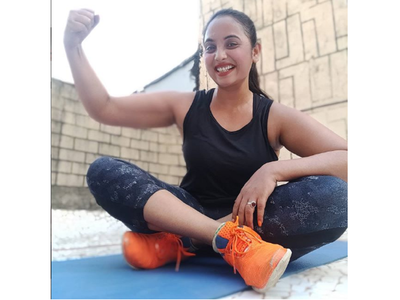 Coronavirus lockdown: Rani Chatterjee teaches fans how to stay fit at home