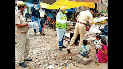 Delhi Police step in to feed those left jobless due to lockdown