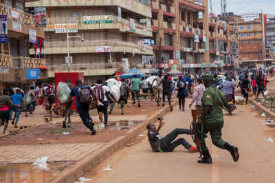 Uganda police shoot 2 for violating lockdown order