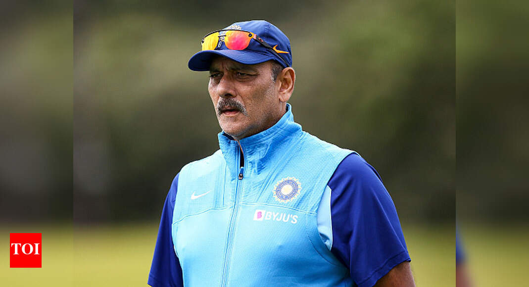 Ongoing break a 'welcome rest' for India players: Ravi Shastri thumbnail