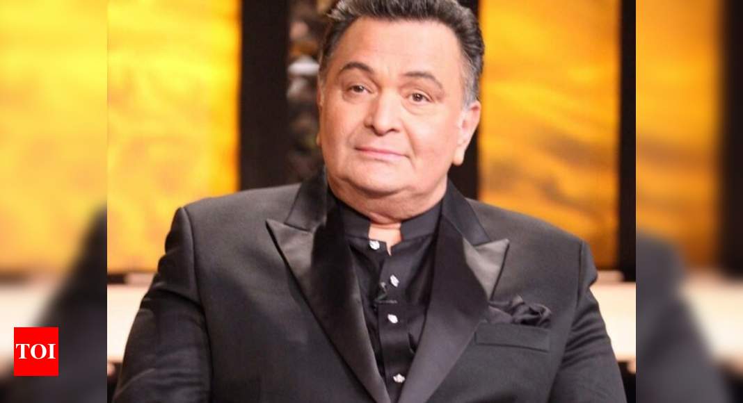 Rishi Kapoor asks government to open all licensed liquor stores in the evening for some time amid lockdow thumbnail