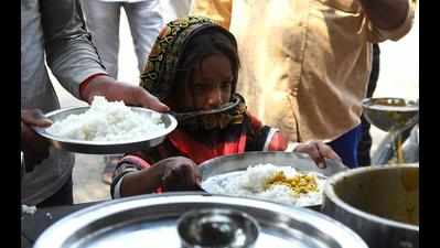 Nagpur: Divided by occupations, united against hunger