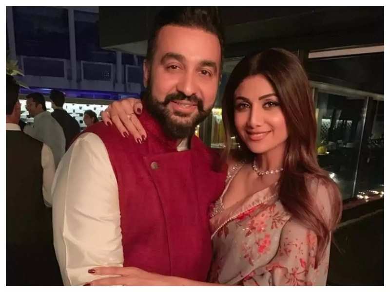 After Akshay Kumar-Varun Dhawan, Shilpa Shetty and Raj Kundra contribute to PM Narendra Modi&#39;s CARES fund | Hindi Movie News - Times of India