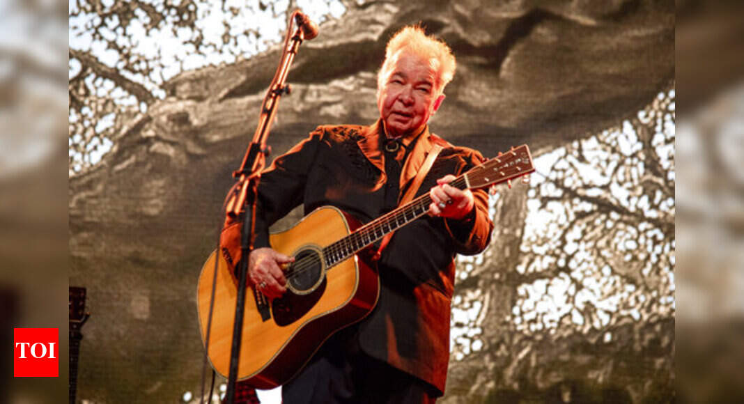 John Prine Coronavirus Grammywinning American singer John Prine in(02)
