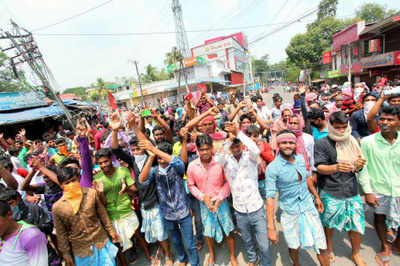 Prohibitory orders issued in Kottayam, day after migrant workers stage stir