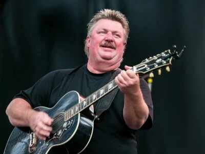 Country music star Joe Diffie passes away due to Coronavirus complications