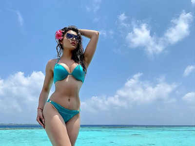 Fans go gaga as Urvashi Rautela posts a stunning bikini picture | Hindi Movie News - Times of India
