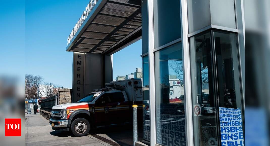 Coronavirus: New York hospital doctor prepares for the worst thumbnail