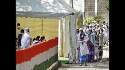 Coronavirus outbreak: 1,000 people from Telangana estimated to have attended Markaz prayers: Officials