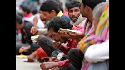 Delhi: Cooked meal twice a day for 12 lakh people at 2,800 locations