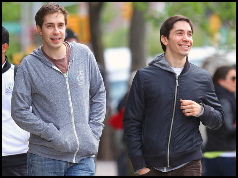 Justin Long Brother Believe They Contracted Coronavirus But They Haven T Tested English Movie News Times Of India