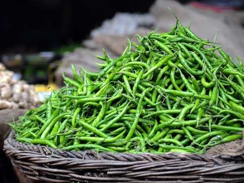 Green chilli vs. Red chilli: Which is healthier for you?