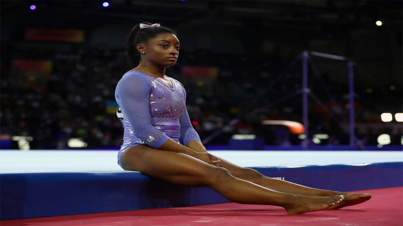 Simone biles ab workout hot sale