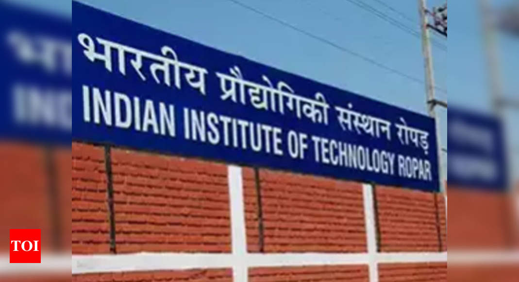 Punjab: IIT-Ropar develops device to clean, reuse PPE kits | Ludhiana ...