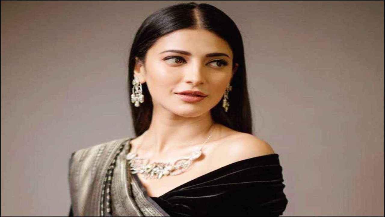 Shruti Hassan releases make up tutorial | Tamil Movie News - Times of India