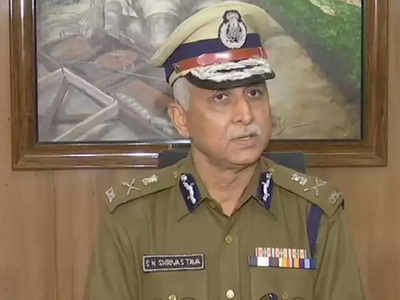 Delhi Police chief gives people 'five simple mantras' to free India of ...