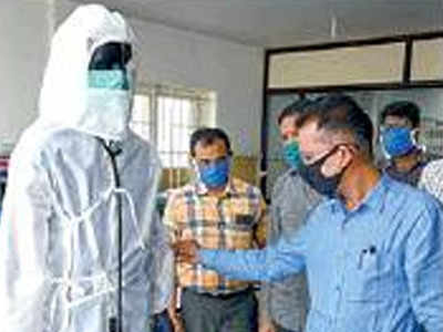 Even as doctors use raincoats, India exports suits to Serbia