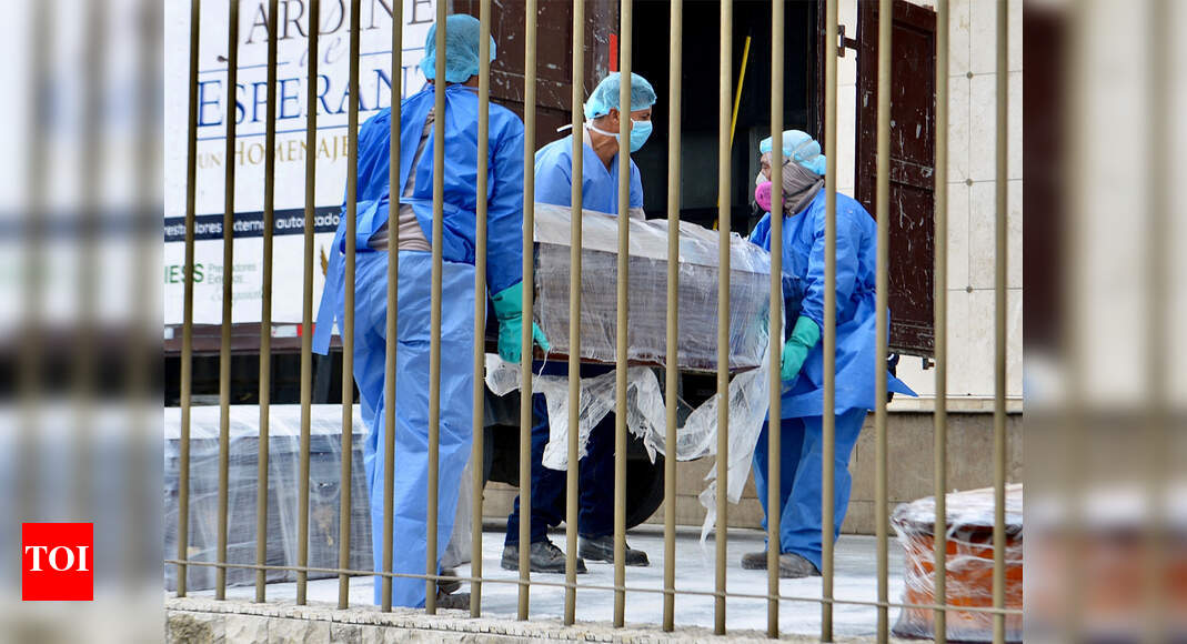 Covid19 cases continue global advance, toll above 54,000 India News