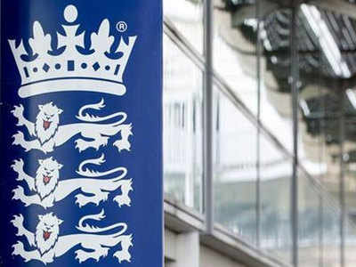 England cricketers volunteer salary reduction