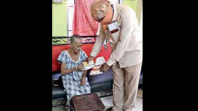 Postal department staffers deliver pension at seniors’ homes in Kolkata