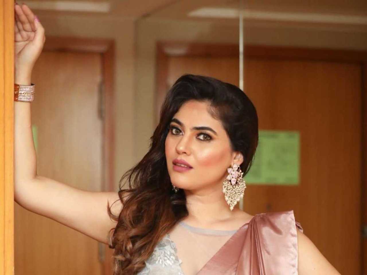 Bigbos Amty Sex - Bigg Boss Sherin hits out at troll who called her aunty | Tamil Movie News  - Times of India