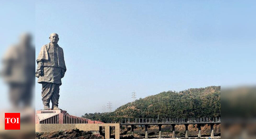 Statue of Unity put up on sale for Rs 30,000 crore on OLX! Vadodara