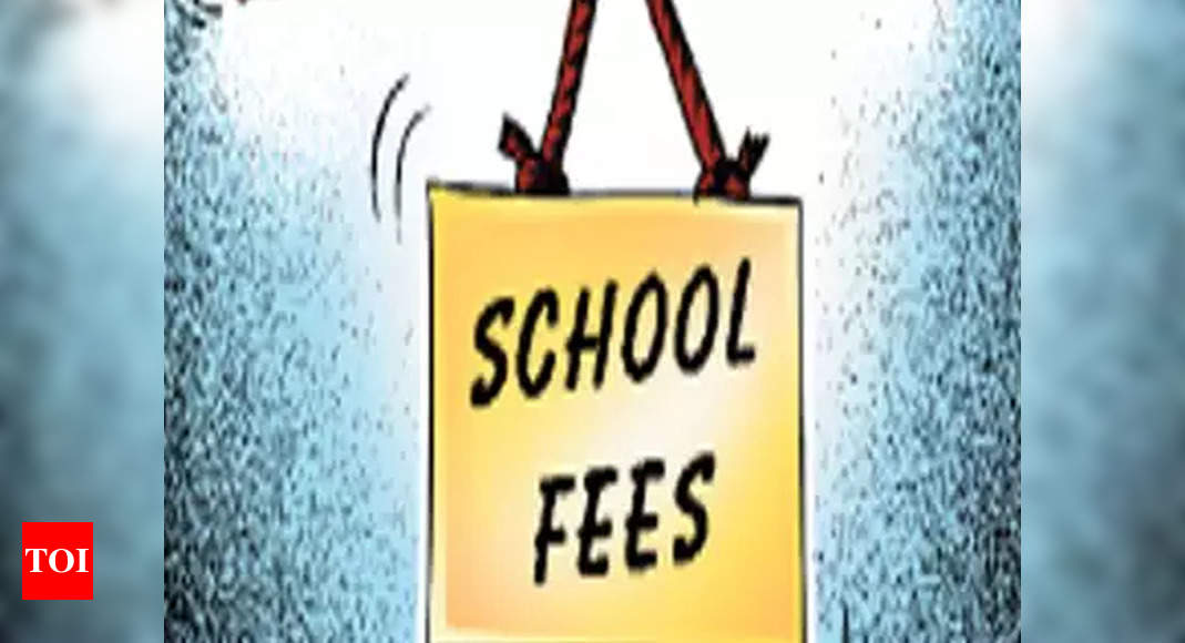 punjab-issues-show-cause-notice-to-6-schools-for-demanding-fee