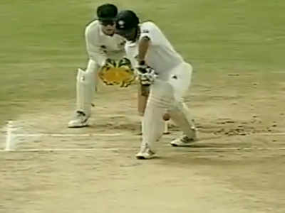 How's that not out? Shane Warne reacts to clip of bowling to Sachin Tendulkar