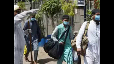 Tablighi Jamaat members defecate in front of Delhi's Narela quarantine centre room