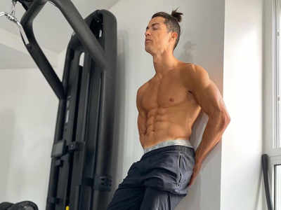 Ronaldo keeping fit inside multi-million dollar mansion | Off the field ...