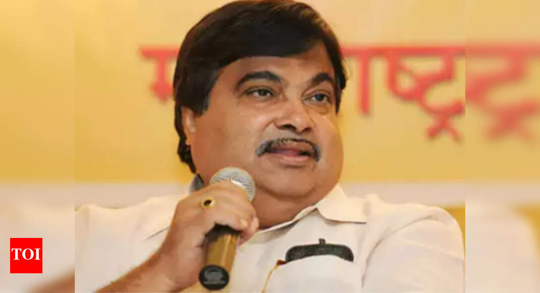 Govt to clear pending I-T refunds up to Rs 5L