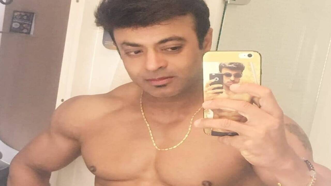 Ponniyin Selvan' actor Riyaz Khan attacked for advising people to maintain  social distancing? | Tamil Movie News - Times of India