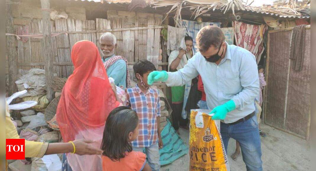 With A Little Official Help Patnaites Step Up To Help Needy During Lockdown Events Movie News Times Of India
