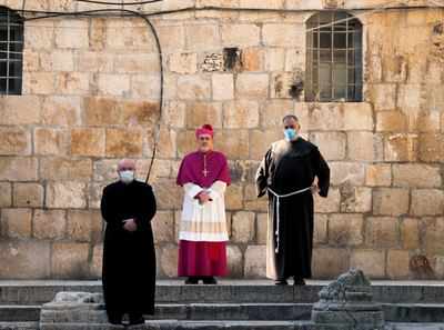 On Good Friday, Jerusalem archbishop urges prayer for the suffering and dying