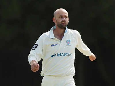 Hampshire cancel Nathan Lyon deal amid coronavirus chaos
