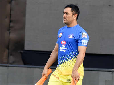 CSK share picture of MS Dhoni mowing his lawn amidst lockdown
