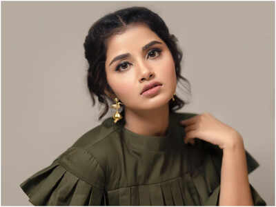 Anupama Parameswaran slams hacker for morphing her pictures after hacking her Facebook account