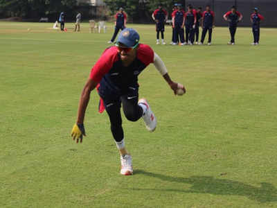 Locked in a academy, Akash prepares for Royals outing