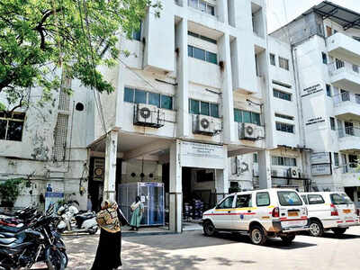 Surat hospital a containment zone | Surat News - Times of India