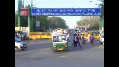 Delhi: Entry curbs cut crowd by 30 per cent at Azadpur