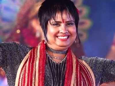 Exclusive! "It is also our responsibility to support the government and follow the orders," says Bhojpuri singer Devi