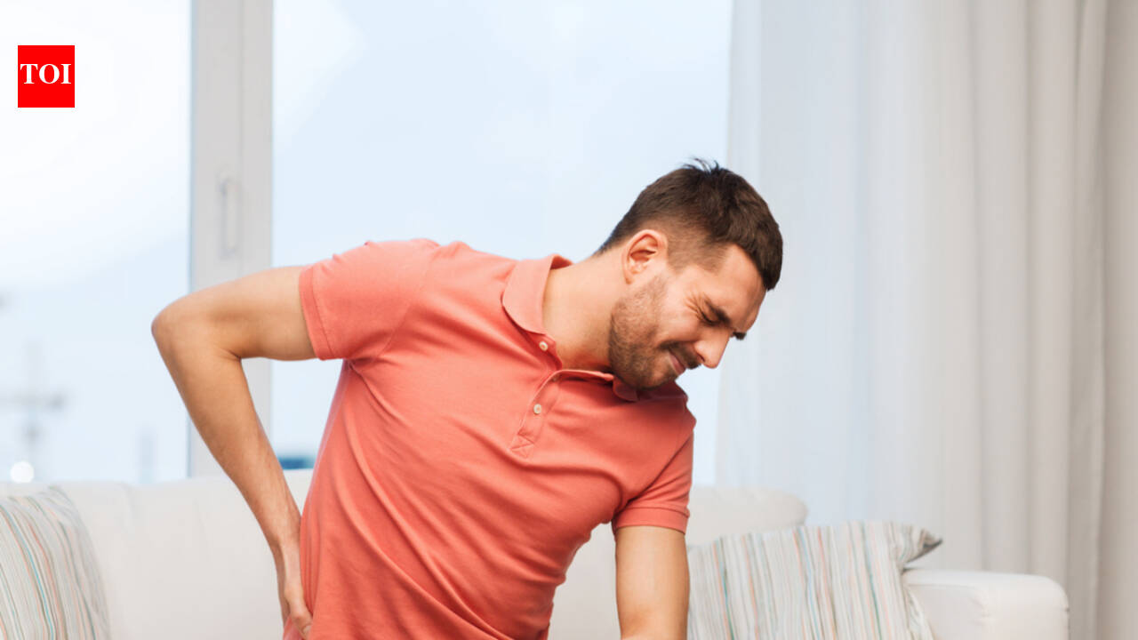 Cracking Back: 3 Simple Ways to Crack Your Back and Release Tension ...