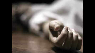 Gurugram: Not allowed to go out, 18-year-old boy kills self