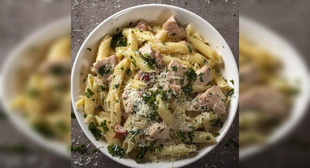 Smoked Chicken Pasta Recipe: How to Make Smoked Chicken Pasta Recipe | Homemade Smoked Chicken Pasta