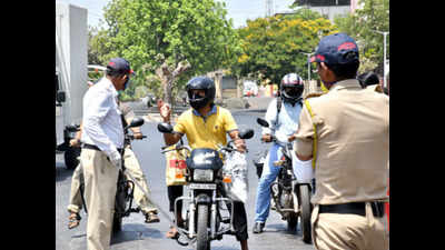 Mumbai: Cops issuing passes for emergency travel