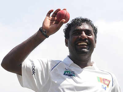 MUTTIAH MURALITHARAN Gold Plaque picture and stats new 150x80mm 