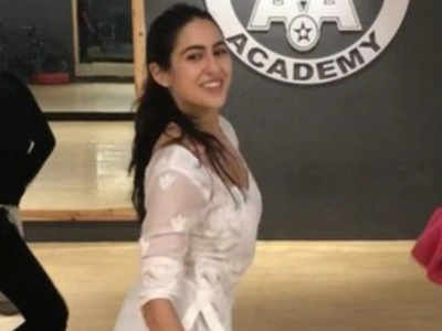 Quarantine giving you a tough time? THESE 5 dance videos of Sara Ali Khan will motivate you to get off the couch and get grooving